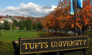 塔夫斯大学 Tufts University