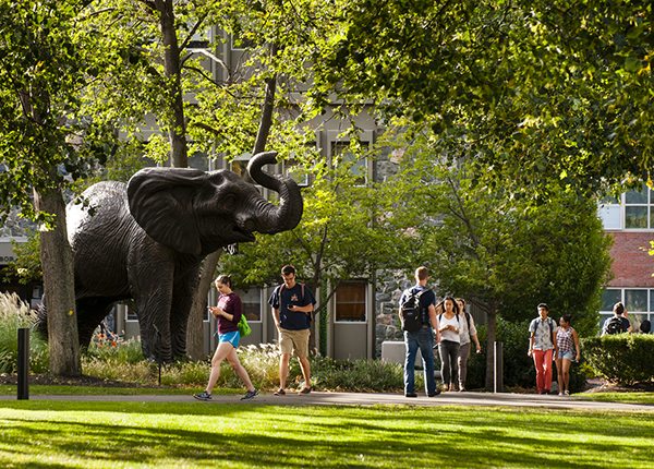 A statue of an elephant
Description automatically generated