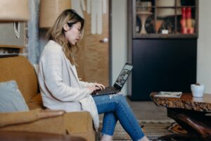 student working on college application supplemental essay